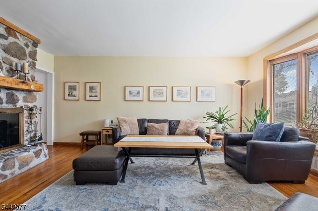 49 Broad St, Milltown Boro, NJ 08850