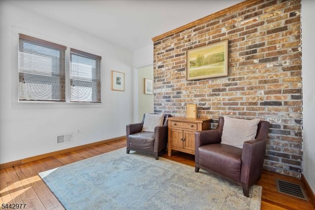 49 Broad St, Milltown Boro, NJ 08850