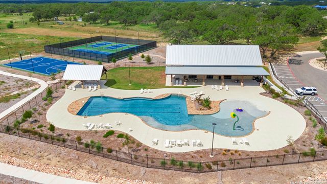 717 Live Oak Ridge, Bulverde, TX 78163