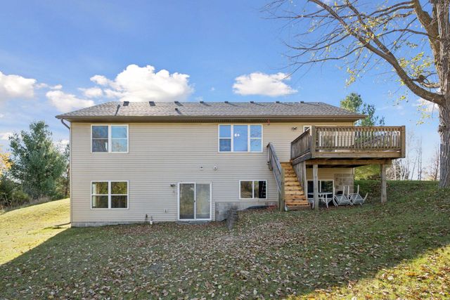 1108 N Lake Drive W, Braham, MN 55006