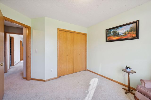 1108 N Lake Drive W, Braham, MN 55006