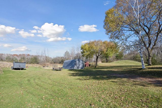 1108 N Lake Drive W, Braham, MN 55006