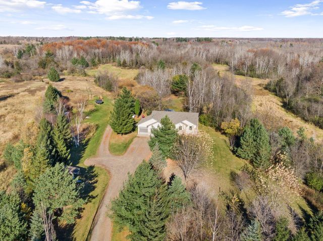 1108 N Lake Drive W, Braham, MN 55006