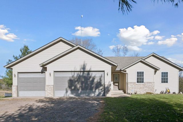 1108 N Lake Drive W, Braham, MN 55006