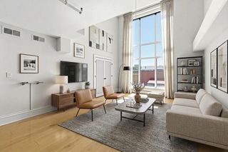 25 Channel Center 210, Boston, MA 02210