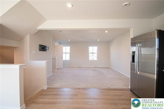 2118 Cross Country Road, Northampton Boro, PA 18067