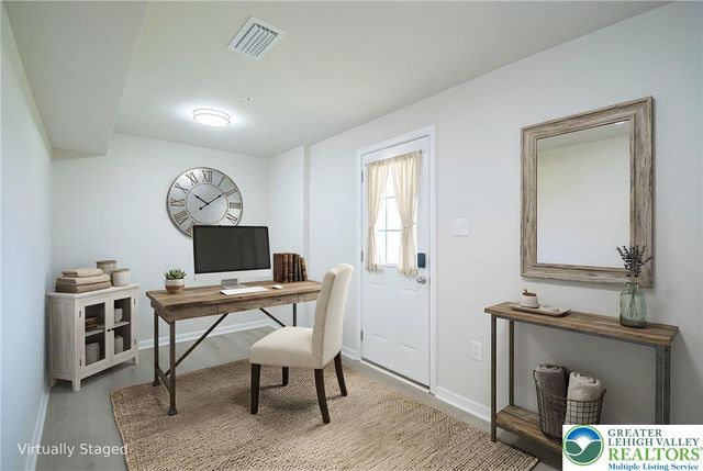 2118 Cross Country Road, Northampton Boro, PA 18067