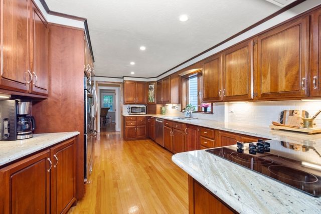 156 Newell Road, Holden, MA 01520