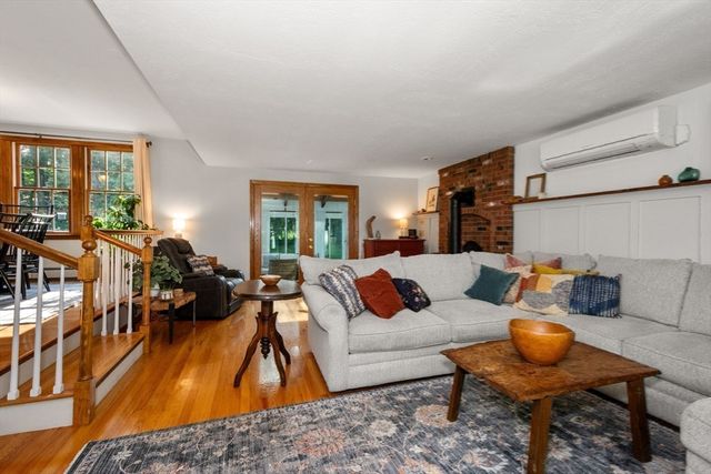 156 Newell Road, Holden, MA 01520