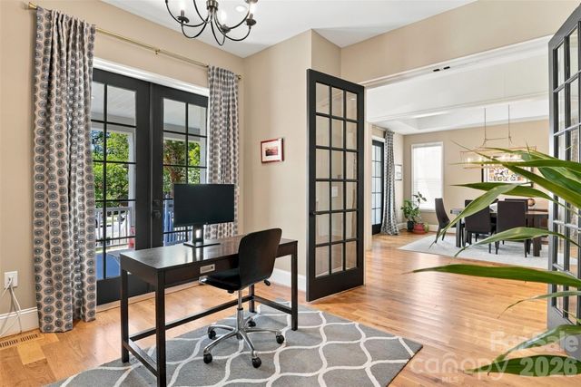 2649 Chesterfield Avenue, Charlotte, NC 28205