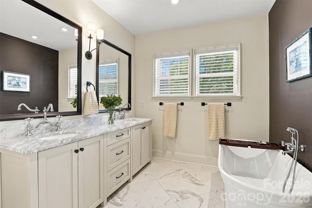 2649 Chesterfield Avenue, Charlotte, NC 28205