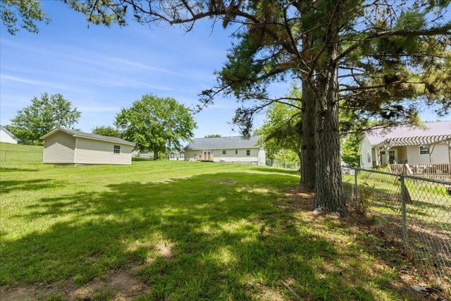 94 Alder Court, London, KY 40744