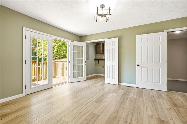 94 Alder Court, London, KY 40744
