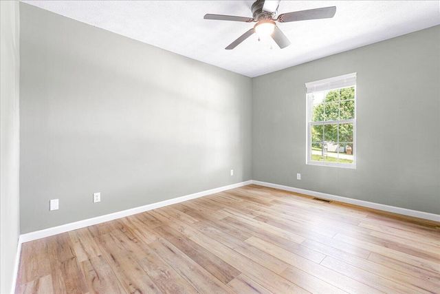 94 Alder Court, London, KY 40744