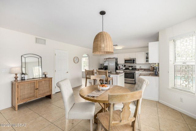 214 S Bonanza Avenue, Tucson, AZ 85748