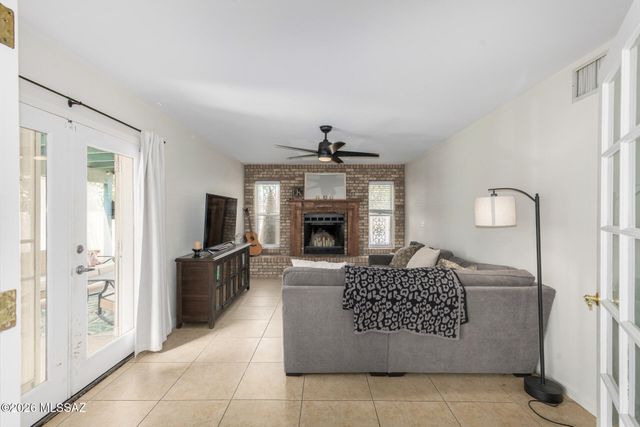 214 S Bonanza Avenue, Tucson, AZ 85748