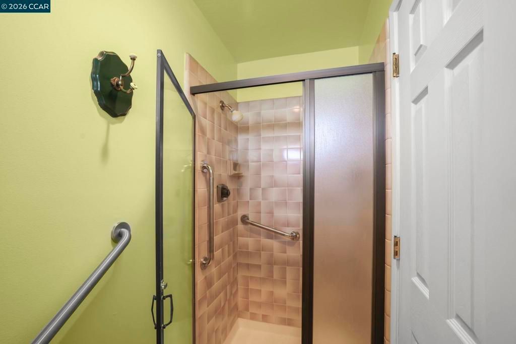 Image 29 of property listing at 185 Rock Oak Ct, Walnut Creek, CA 94598