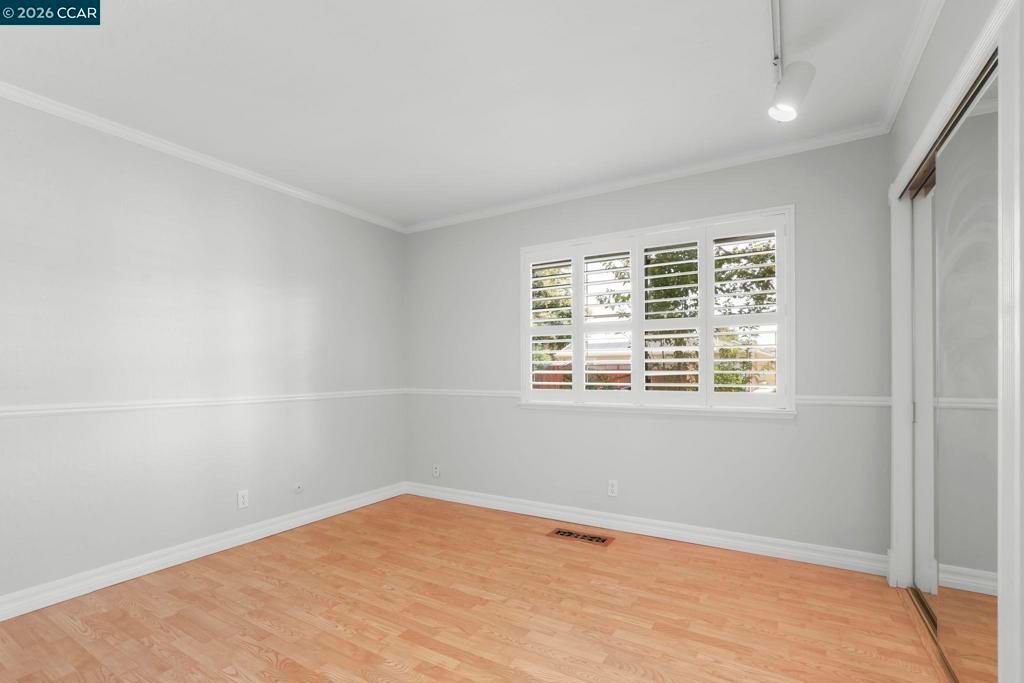 Image 37 of property listing at 185 Rock Oak Ct, Walnut Creek, CA 94598