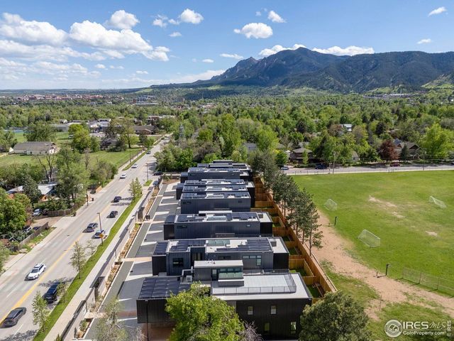 3319 Broadway St, Boulder, CO 80304
