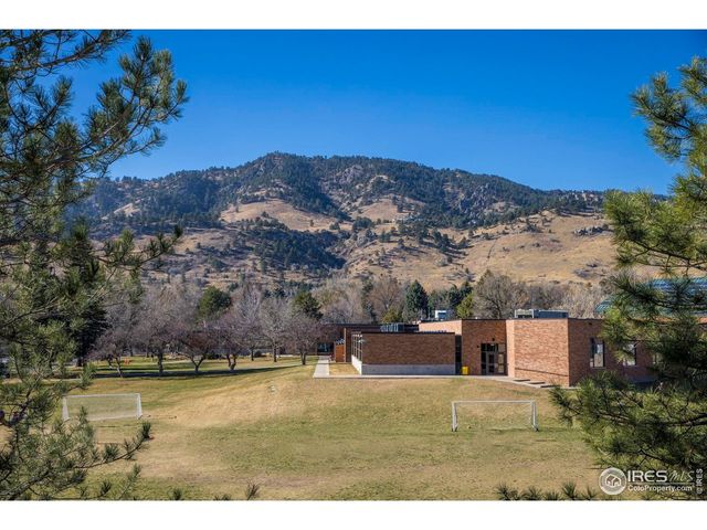 3319 Broadway St, Boulder, CO 80304