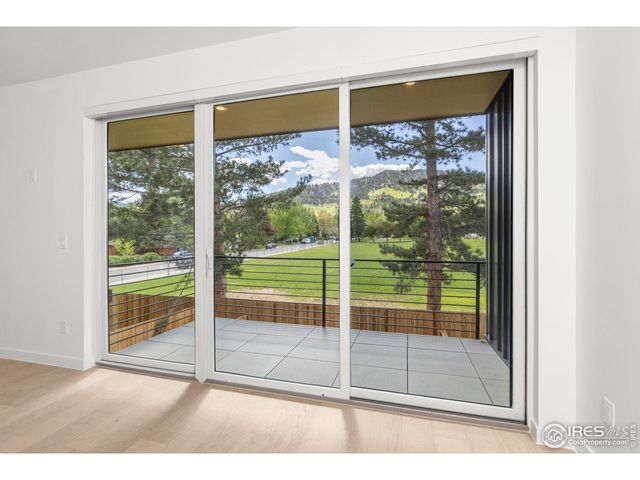 3319 Broadway St, Boulder, CO 80304