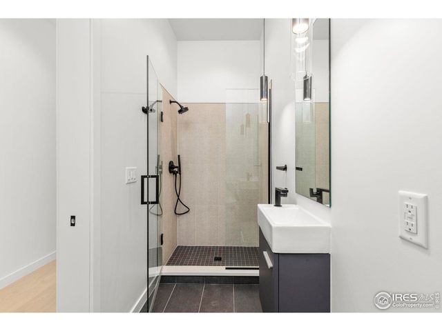 3319 Broadway St, Boulder, CO 80304