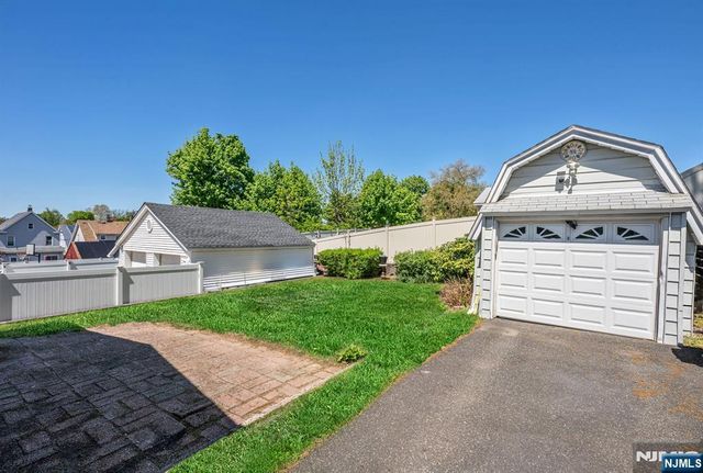 247 Fern Avenue 1, Lyndhurst, NJ 07071