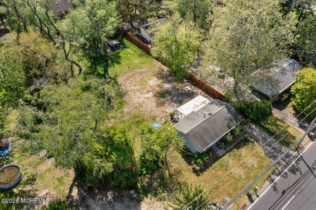 14 N New Prospect Road, Jackson, NJ 08527