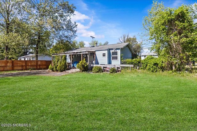 14 N New Prospect Road, Jackson, NJ 08527