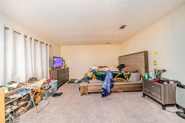 17307 Longmeadow, Palmdale, CA 93591