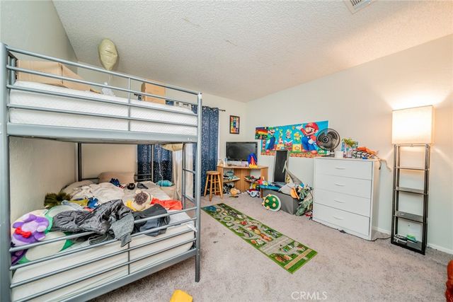 17307 Longmeadow, Palmdale, CA 93591