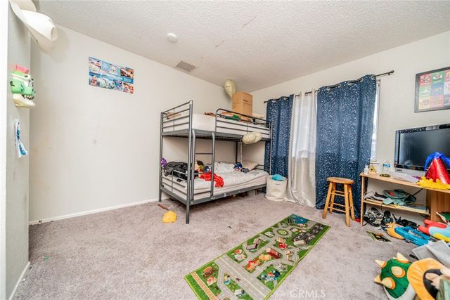 17307 Longmeadow, Palmdale, CA 93591