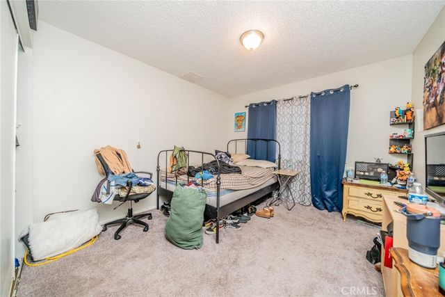 17307 Longmeadow, Palmdale, CA 93591