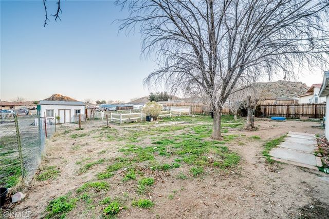 17307 Longmeadow, Palmdale, CA 93591