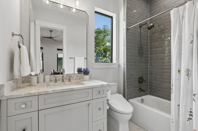 3687 New Hope Road, Aubrey, TX 76227