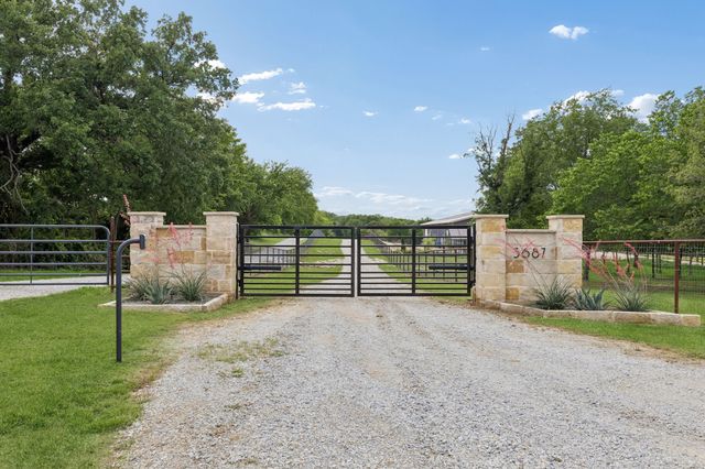 3687 New Hope Road, Aubrey, TX 76227