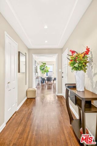 9928 Robbins Drive, Beverly Hills, CA 90212