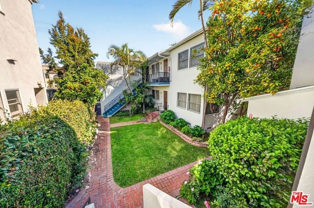 9928 Robbins Drive, Beverly Hills, CA 90212