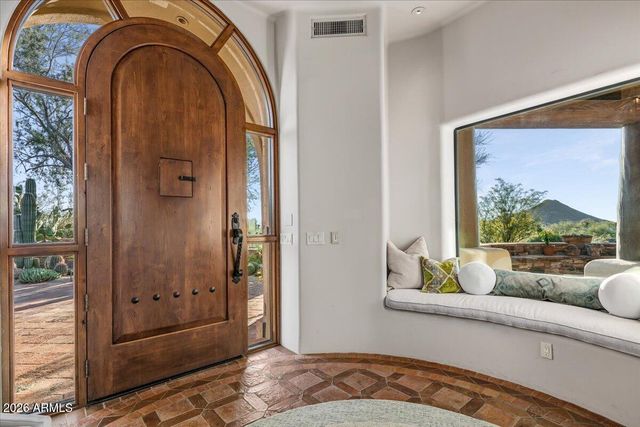 10460 E PALO BREA Drive, Scottsdale, AZ 85262