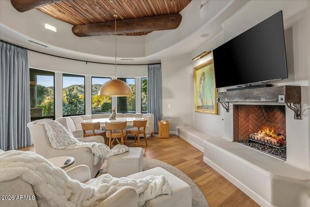 10460 E PALO BREA Drive, Scottsdale, AZ 85262