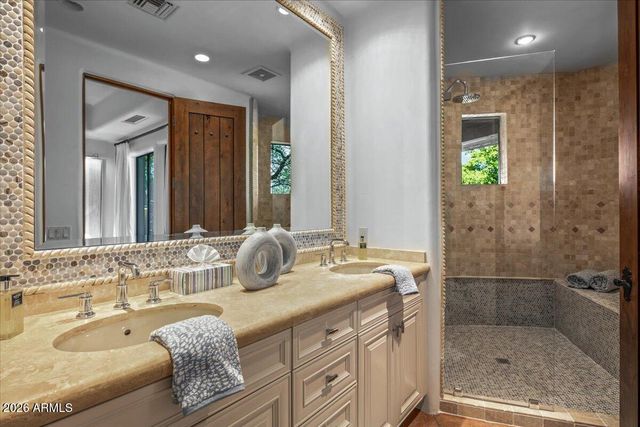 10460 E PALO BREA Drive, Scottsdale, AZ 85262