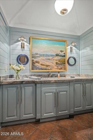 10460 E PALO BREA Drive, Scottsdale, AZ 85262