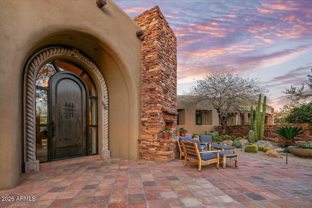 10460 E PALO BREA Drive, Scottsdale, AZ 85262 — photo 4