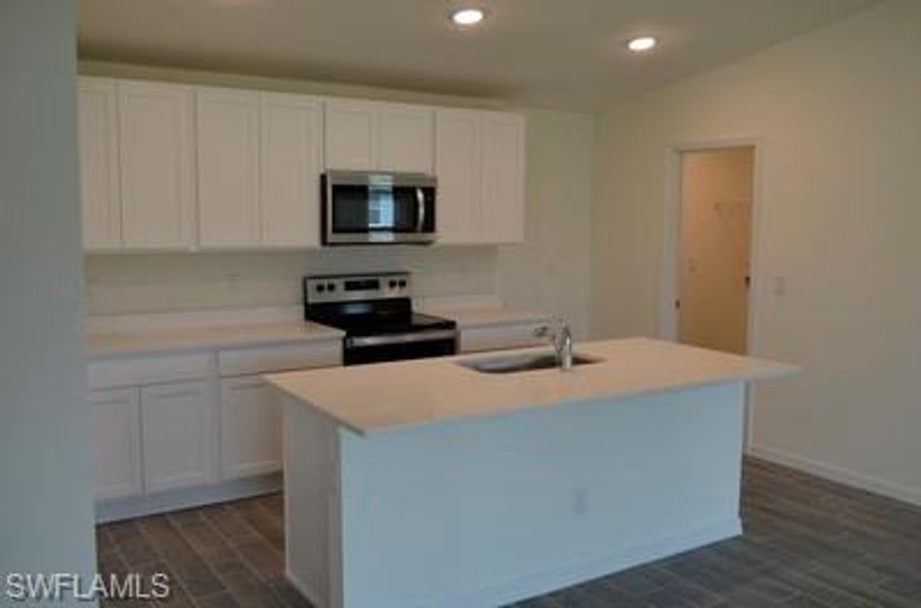 4205 NE 22nd PL, CAPE CORAL, FL 33909 — photo 2