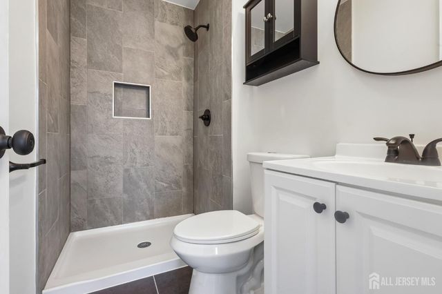 17 puchala Drive, Parlin, NJ 08859