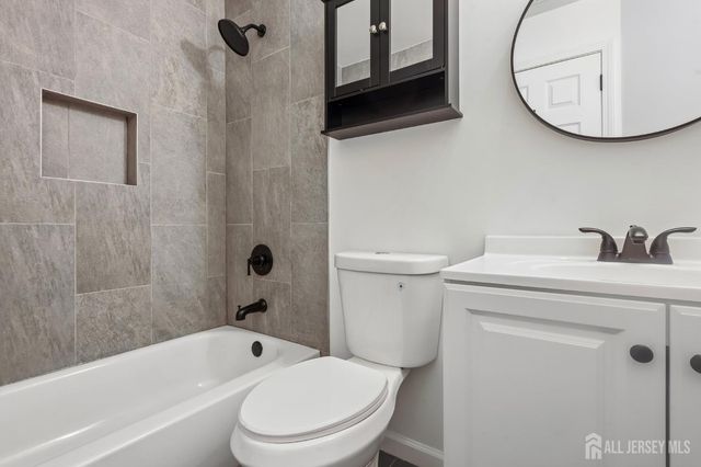 17 puchala Drive, Parlin, NJ 08859