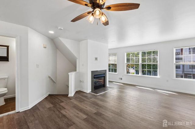 17 puchala Drive, Parlin, NJ 08859