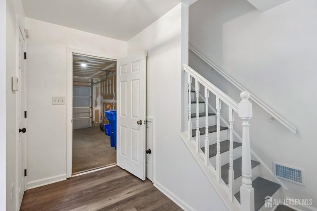 17 puchala Drive, Parlin, NJ 08859