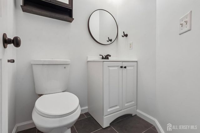 17 puchala Drive, Parlin, NJ 08859