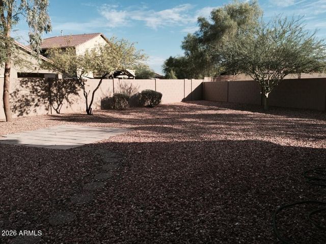 8850 W HILTON Avenue, Tolleson, AZ 85353
